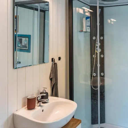 Amazing In With Sauna Wandlitz