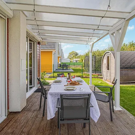 Amazing In With Sauna 펜션 반들리츠