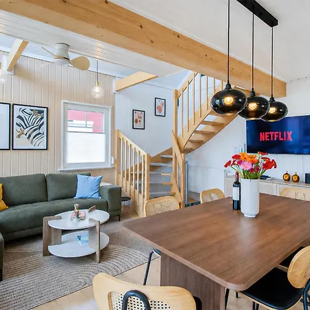 Fantastisk Hjem I Med Sauna Feriehus
